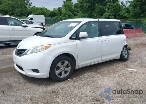 2011 Toyota Sienna Le из США, поврежденный, VIN 5TDKK3DC5BS031348